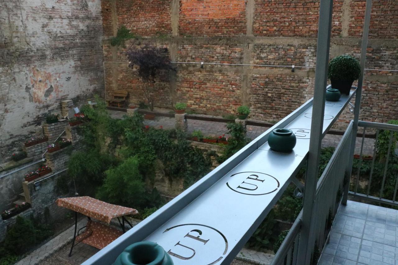 Up Hostel Belgrade Exterior photo